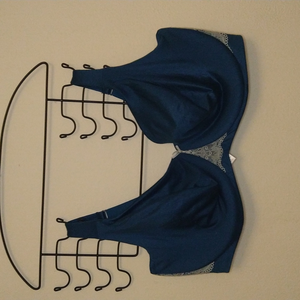 Cacique unlined full coverage underwire 44DDD